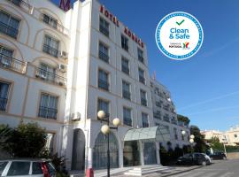 Hotel Monaco, отель рядом с аэропортом Аэропорт Фару - FAO в Фару