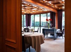 Le Rosenmeer - Hotel Restaurant, au coeur de la route des vins d'Alsace: Rosheim şehrinde bir otel