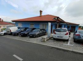 Villa Senegačnik: Portorož şehrinde bir otel