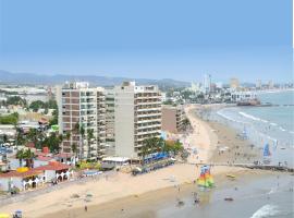 Las Flores Beach Resort, hotell i Mazatlán