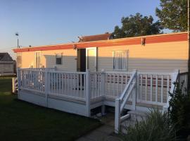 The Sanctuary 20 sandgate, south road,NR29 4JH, Hemsby, holiday home in Hemsby