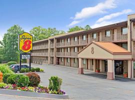 Super 8 by Wyndham Laurel, hotel in Laurel