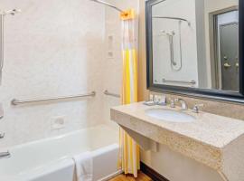 La Quinta by Wyndham Oklahoma City - Moore, hotel v destinaci Moore