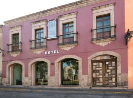 Hotel Casa del Virrey & Suites, מלון ליד נמל התעופה הבינלאומי גנרל פרנסיסקו ג'יי מוחיקה - MLM, מורליה