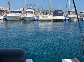 Alquiler de barco, hotel em Las Galletas