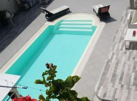 borgo vecchio *DREAM*, Hotel mit Pools in Lonato del Garda