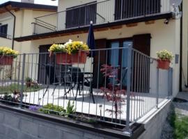 Appartamento Flora, hotel with pools in Tremosine Sul Garda