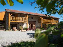 Domaine de la Plagnette, hotel v destinaci Les Salles