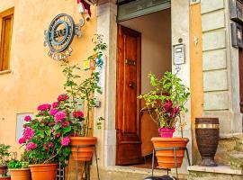 Meublè Evoè, hotel em Montepulciano