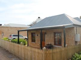 Victoria Cottage, holiday rental in Robe