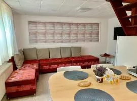 Grinda House - City Center Park and Stay