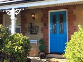 La Maison Riviere - THE RIVER HOUSE Bed & Breakfast, hotel in Goolwa