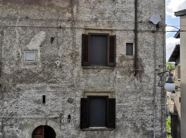 Alla Piazza Vecchia, bed and breakfast en Scanno