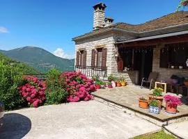 Foris House