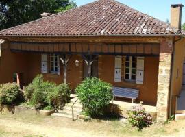 Minere 2, hotel with pools in Estang