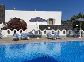 Atlas Pension, bed and breakfast en Karterados