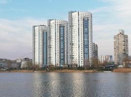 ObolonSky, Hotel in Kiew
