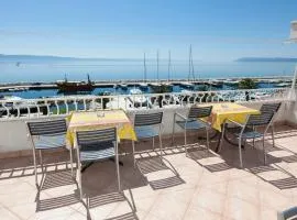 Apartments Milana