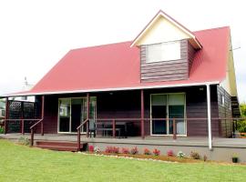 Pitcairn House, hotel a Burnt Pine