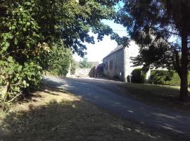 L' ancien pressoir 2, holiday home in Pierrefitte-en-Cinglais