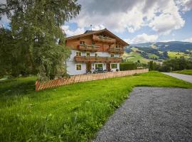 Sportpension Enzian, hotel v Saalbachu