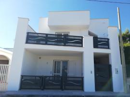 Nuova costruzione, vista mare, 20m dalla spiaggia - Casa Vacanza Lido dell'Ancora, hôtel à Sant'Isidoro