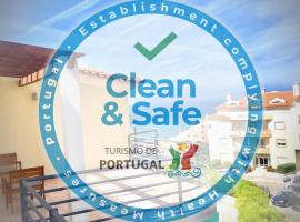 Sleep & Surf Ericeira - Portugal โรงแรมในเอริเซรา