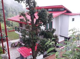 VEENU'S COTTAGE-views heater bonfire barbeque wifi MUSSOORIE, hotel v destinaci Mussoorie
