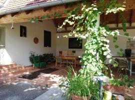 Anna's Cosy Apartment, ξενοδοχείο σε Illmitz