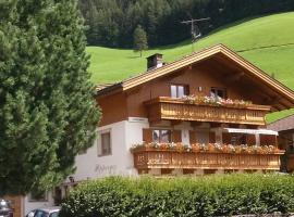 Haus Pipperger, hotel perto de Teleférico de Klausberg, Cadipietra