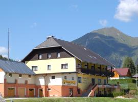 Alpenhotel & Aparthotel Lanz, hotel em Hohentauern