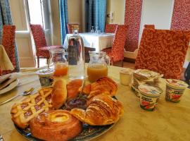 Montelupone Bed & Breakfast: Montelupone'de bir Oda ve Kahvaltı