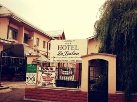 Hostel „La Galan”, hotel v destinaci Rădăuţi