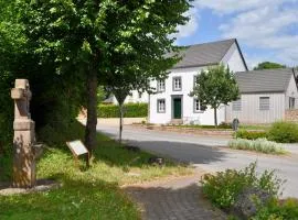 Ferienhaus Baustert、Baustertのコテージ