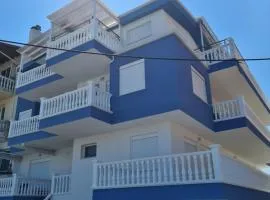 Apartments Nera Paralia-Apartment with sea view