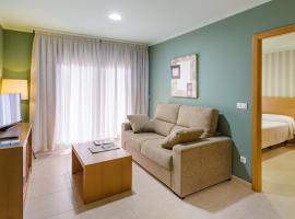 Apartamentos Trisquel – hotel w mieście Sanxenxo