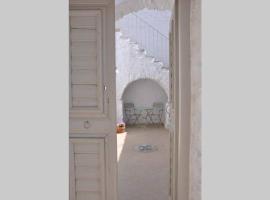 Chora Elegant Traditional House, vacation home in Amorgos