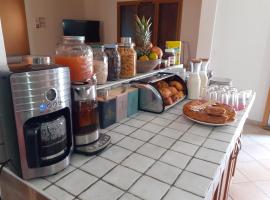 Martinique hostel, hostel ở Sainte-Luce