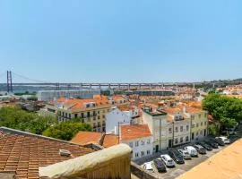 WHome | Premium River View Apartment