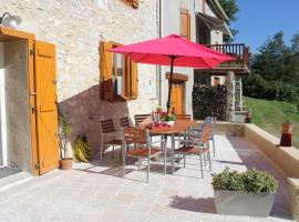 L'Oustal de l'Annetta Chambres et Tables d'Hôtes, B&B sihtkohas Comus