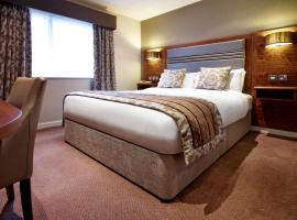 The Briar Court Hotel, hotel a Huddersfield