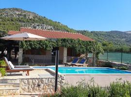 Kuca za odmor Bozena, hotel a Vrsine