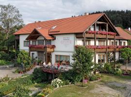Landhotel Gruber, ξενοδοχείο σε Waldmuenchen