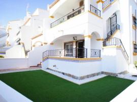 Bungalow Los Dolses, hotel in Orihuela