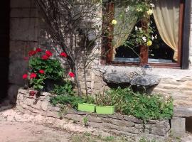 petite maison au paradis, casa a La Neuvelle-lès-Scey