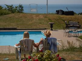 Löderup Strandbad Hotell och Restaurang: Löderup şehrinde bir otel