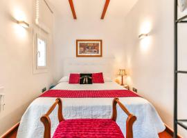 Ghat Apartments Montroig