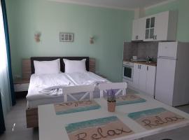 La MER 2, מלון בטסרבו