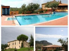 Villa Maria, hotel ieftin din Belvedere di Spinello