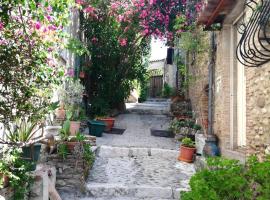 La Plenitude, hôtel près de la plage à Cagnes-sur-Mer